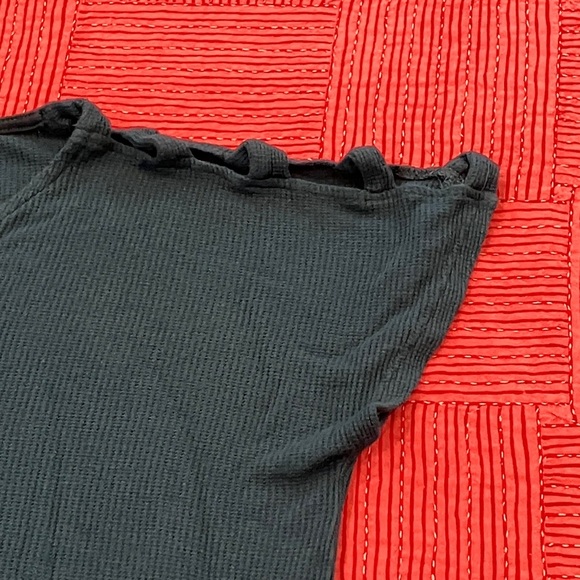 Eclipse women’s medium Teal Knit cropped Top - Picture 3 of 10